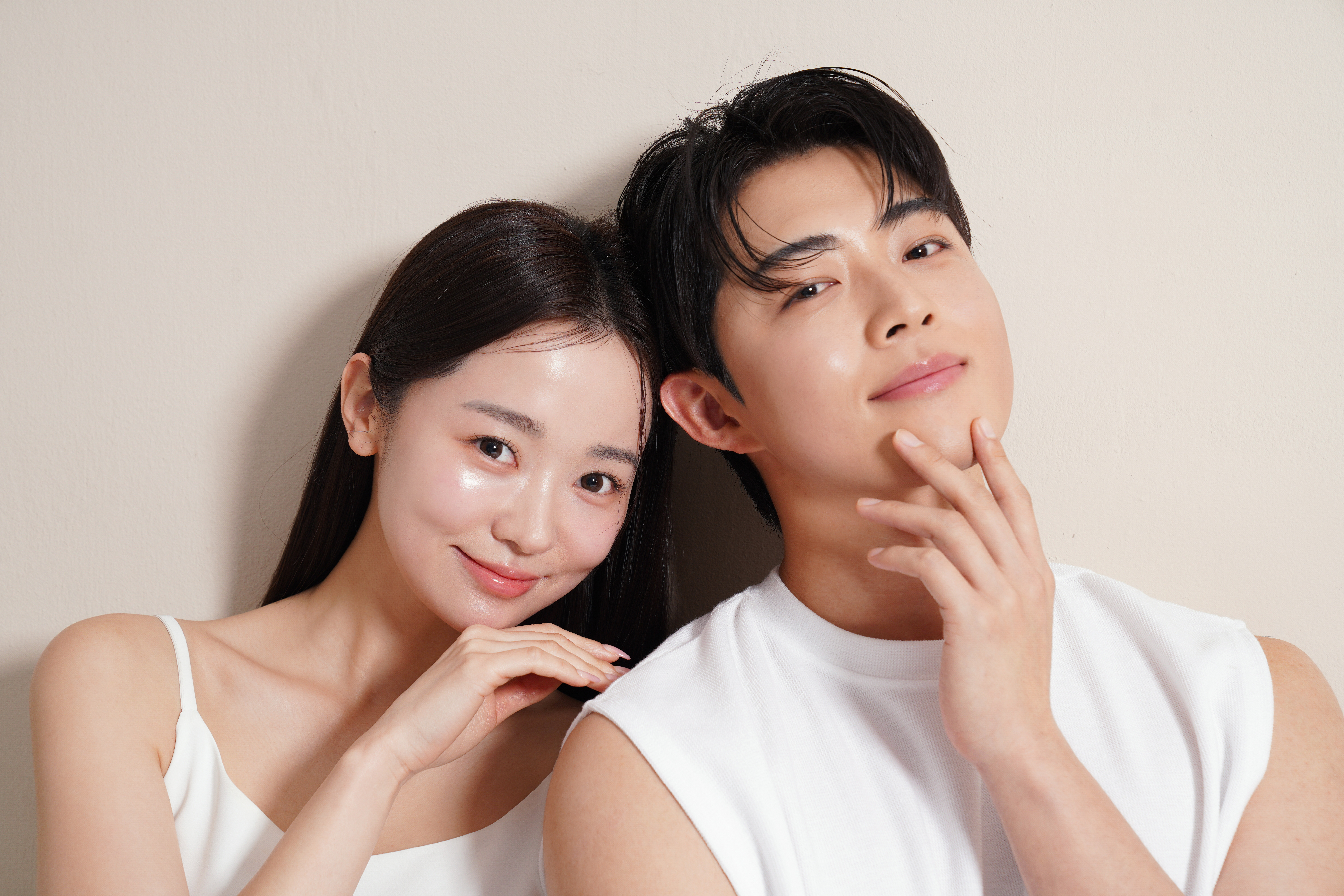 young-korean-skincare-couple